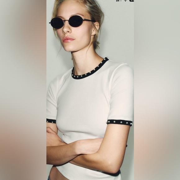 White Top with Black Pearl Trim Size Small has a little mark on it will post pic - Picture 2 of 5